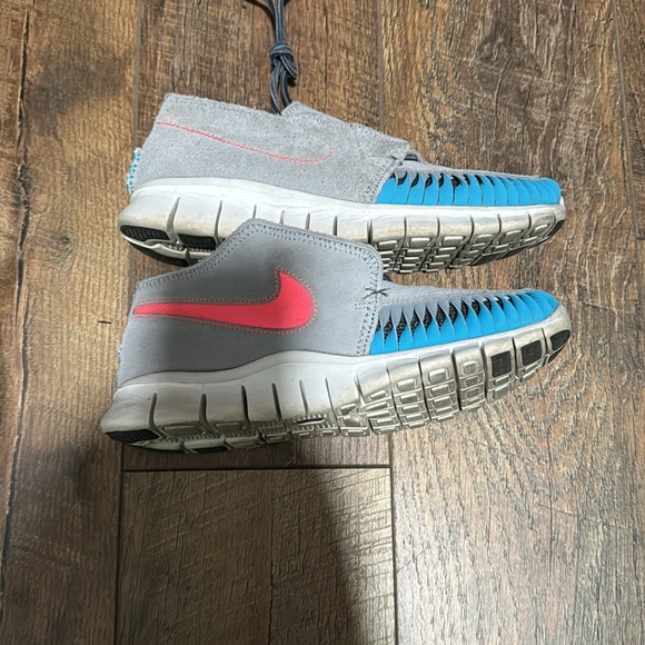 Nike N7 Moccs - Picture 3 of 6